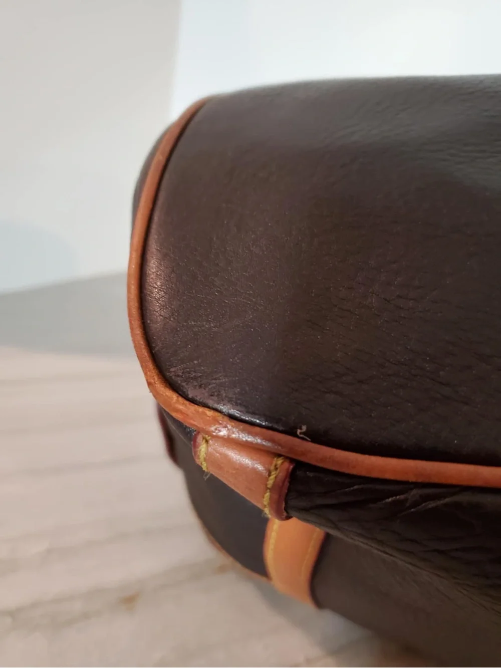 DOONEY & BOURKE Florentine Kristen Black Leather Shoulder Tote‎ Bag VTG